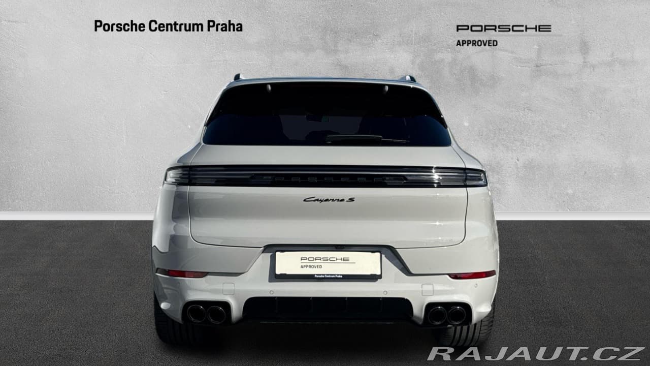 2025 Porsche Cayenne - 7