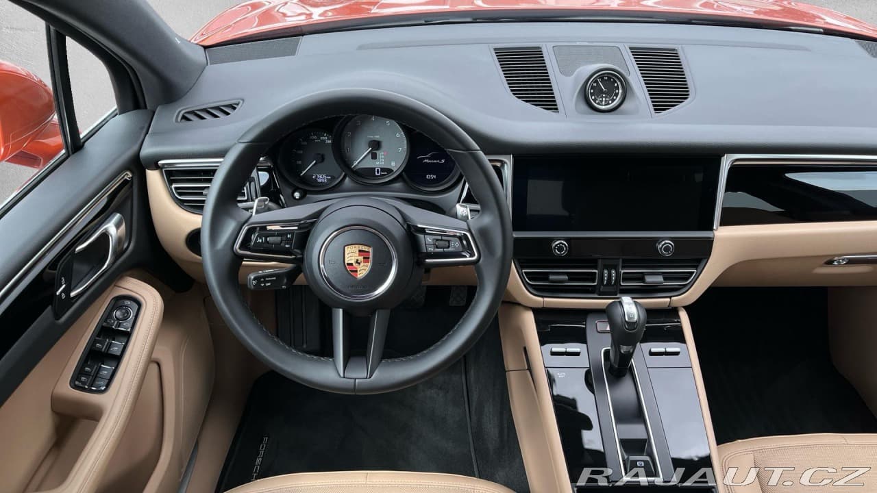 2022 Porsche Macan - 20