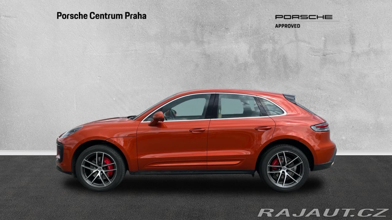 2022 Porsche Macan - 3