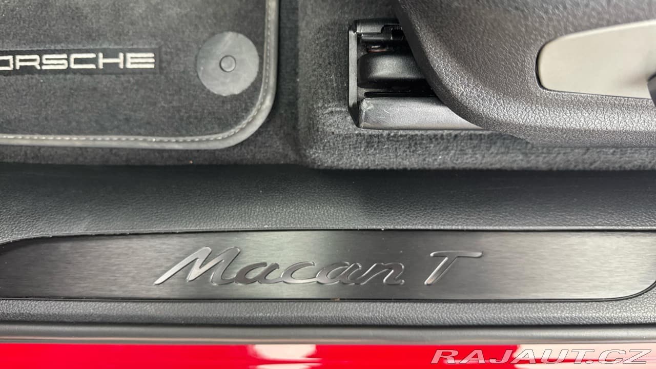 2022 Porsche Macan - 19