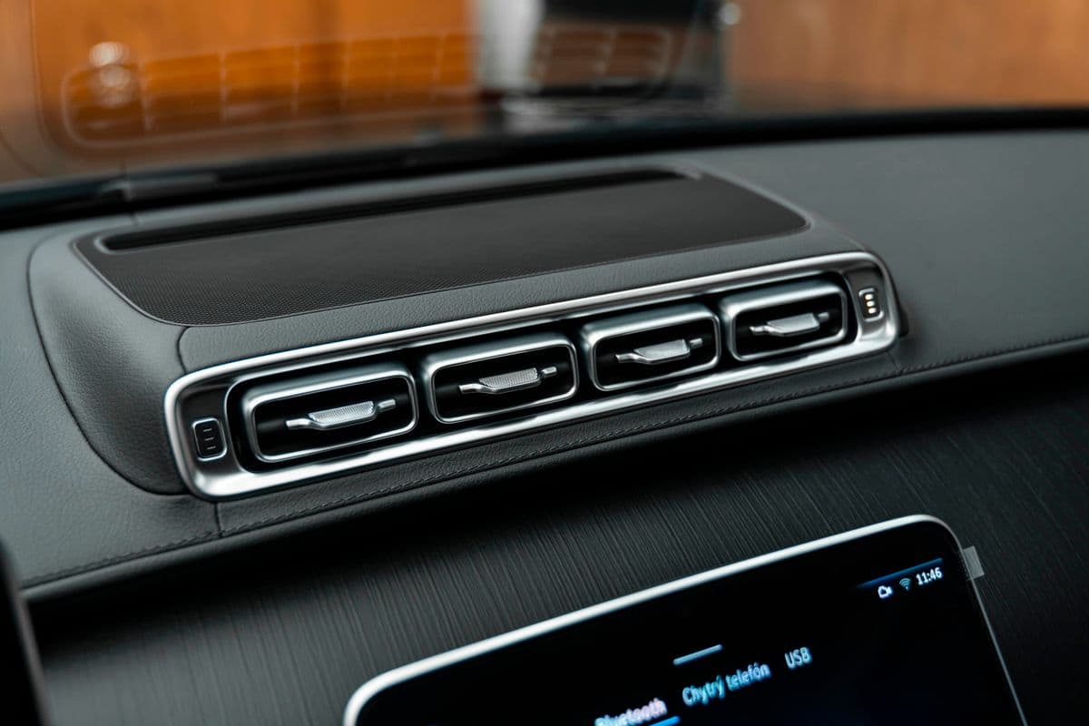 2025 Mercedes-Benz S-Class - 8