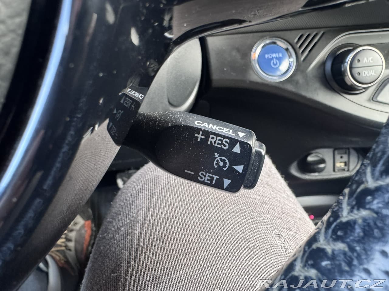 2016 Toyota Yaris - 19