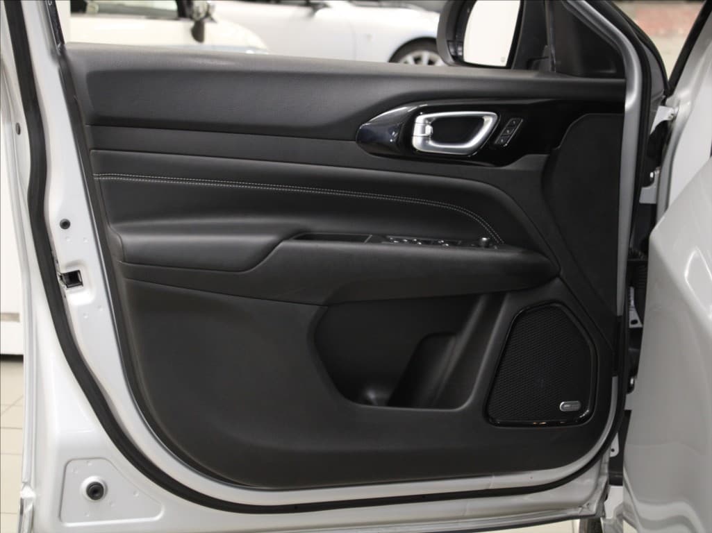 2021 Jeep Compass - 19