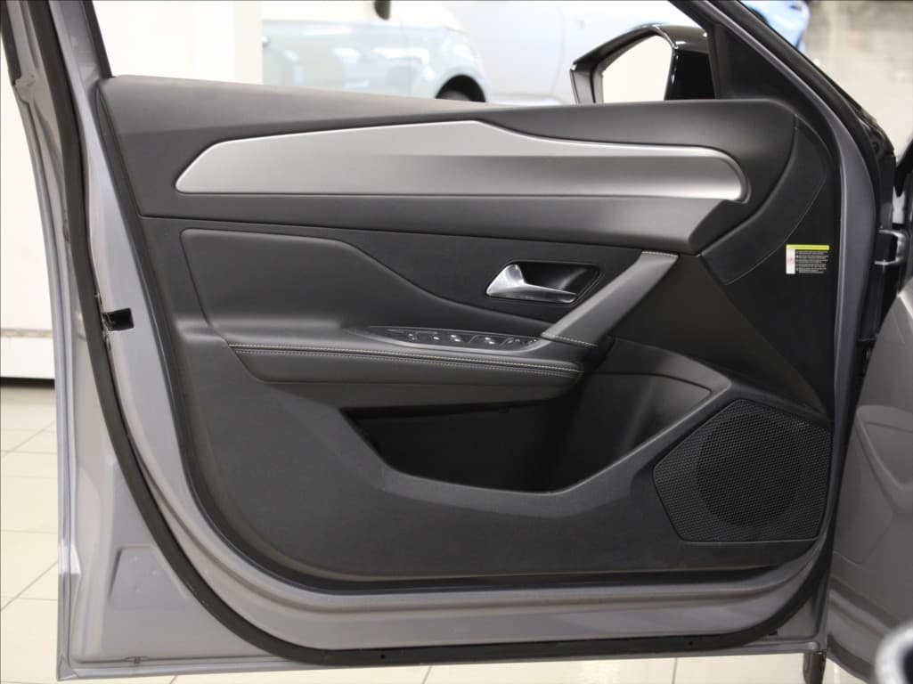 2024 Peugeot 308 - 18