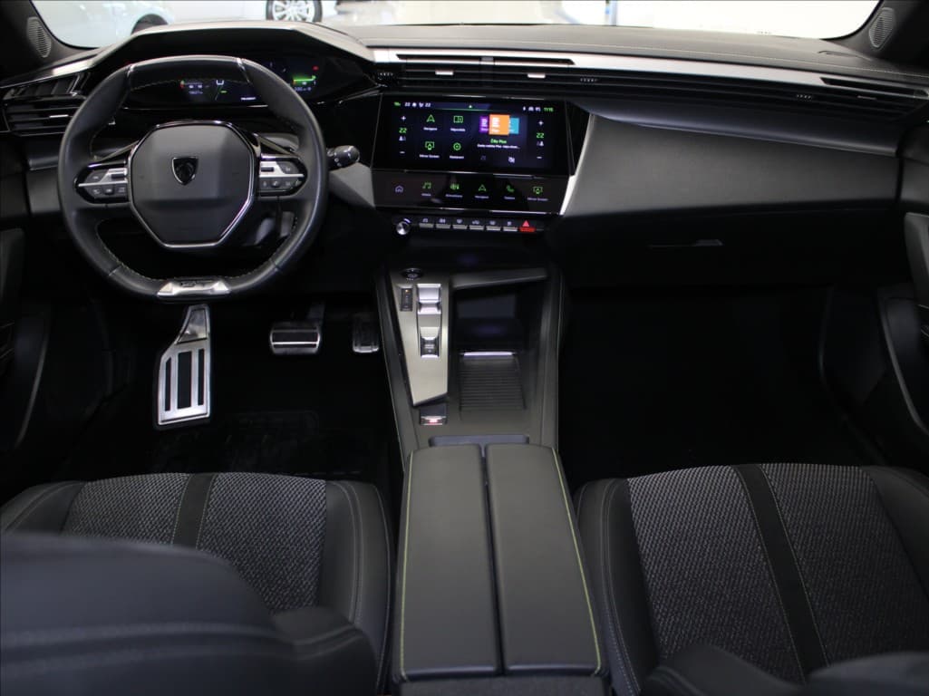 2024 Peugeot 308 - 8