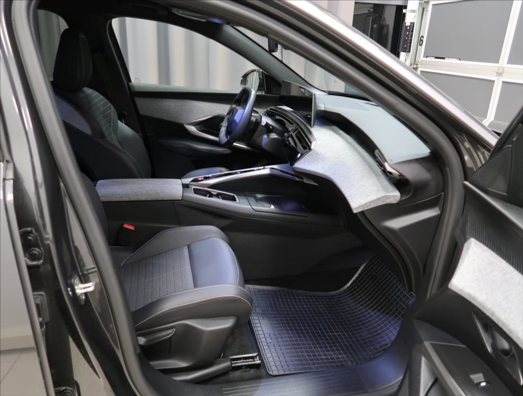 2024 Peugeot 3008 - 11