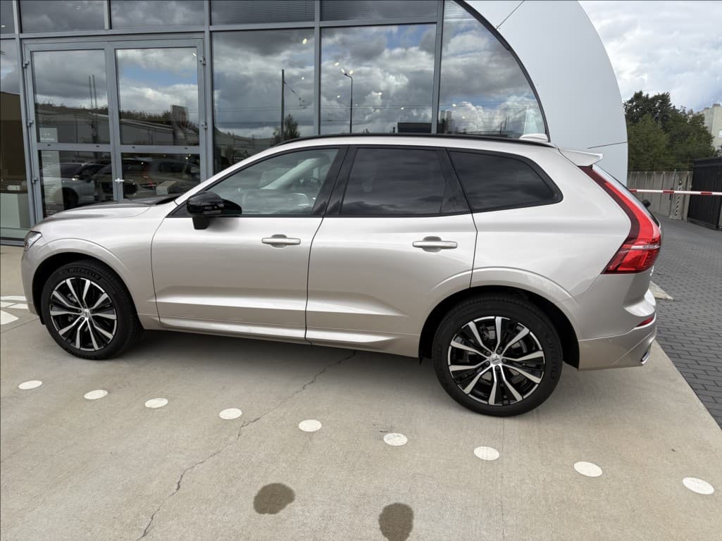 2024 Volvo Xc60 - 3