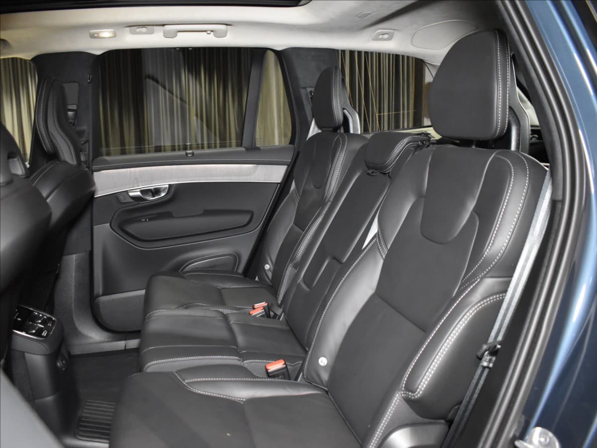 2025 Volvo Xc90 - 10
