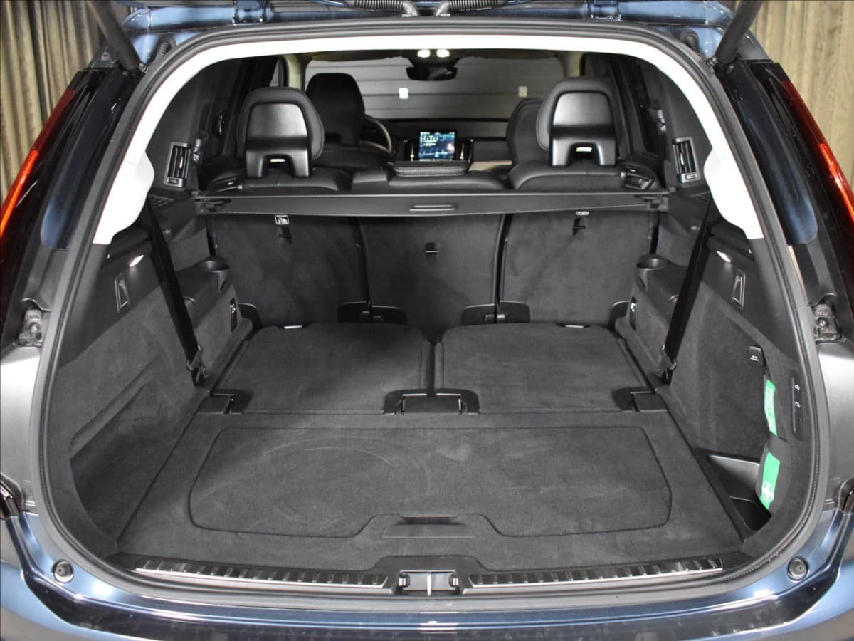 2025 Volvo Xc90 - 11