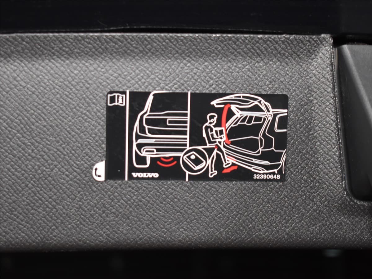 2025 Volvo Xc90 - 13