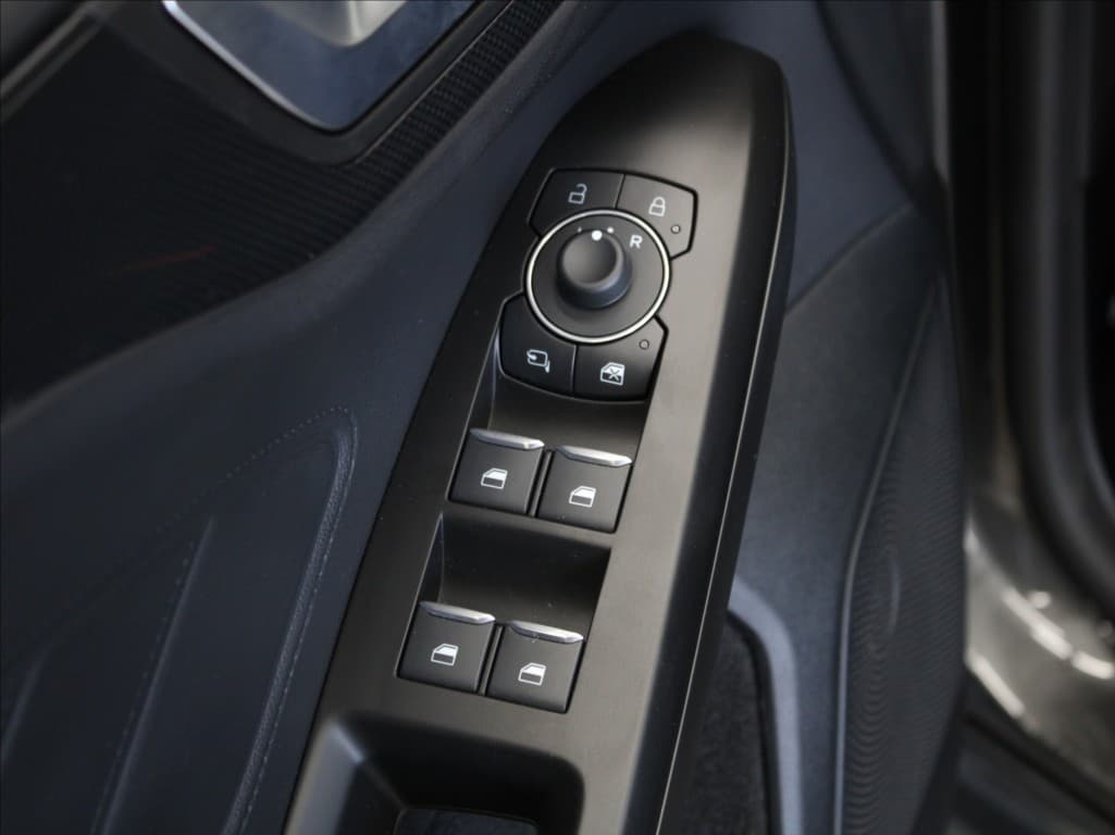 2023 Ford Focus - 17