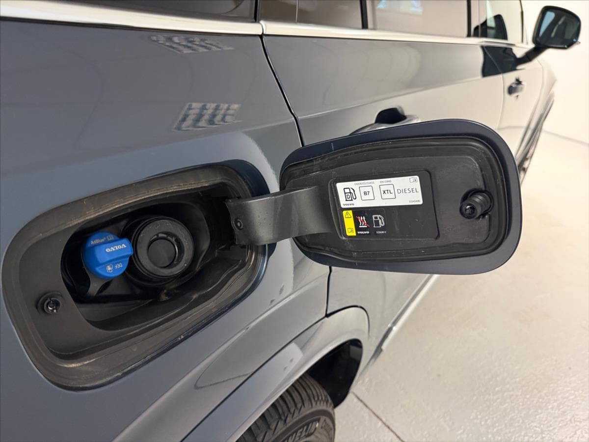 2022 Volvo Xc90 - 13