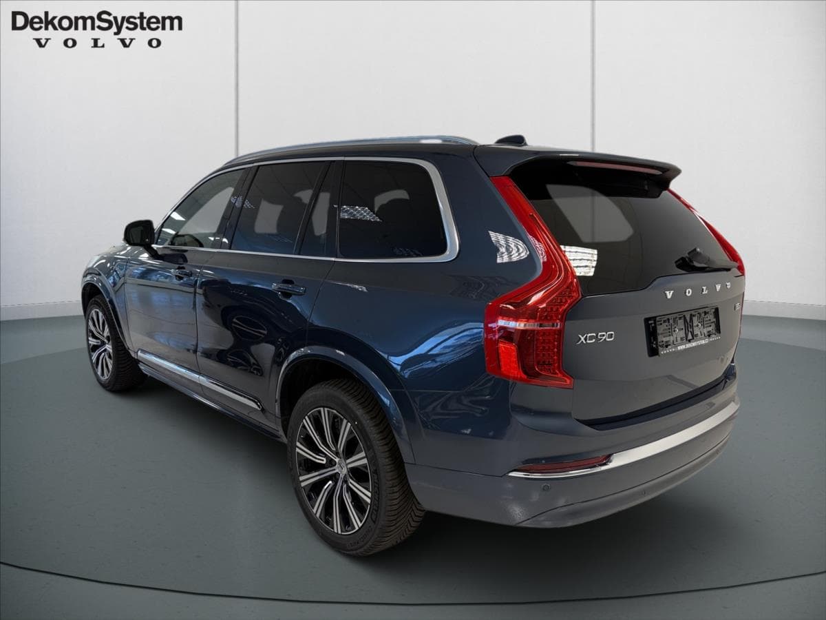 2022 Volvo Xc90 - 4