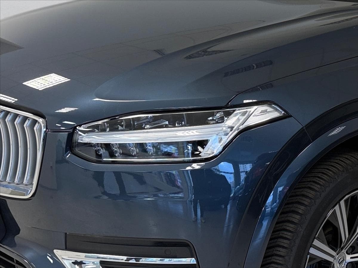2022 Volvo Xc90 - 5