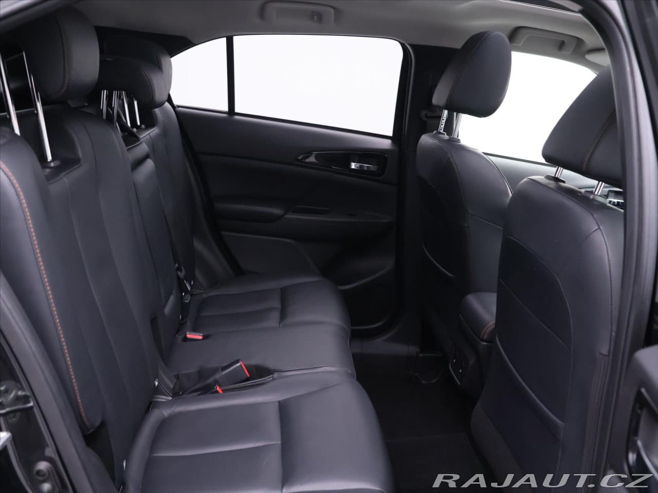 2019 Mitsubishi Eclipse - 12