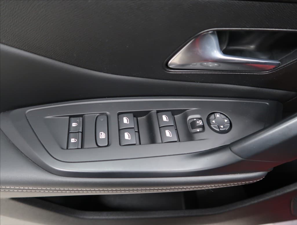 2024 Peugeot 308 - 14