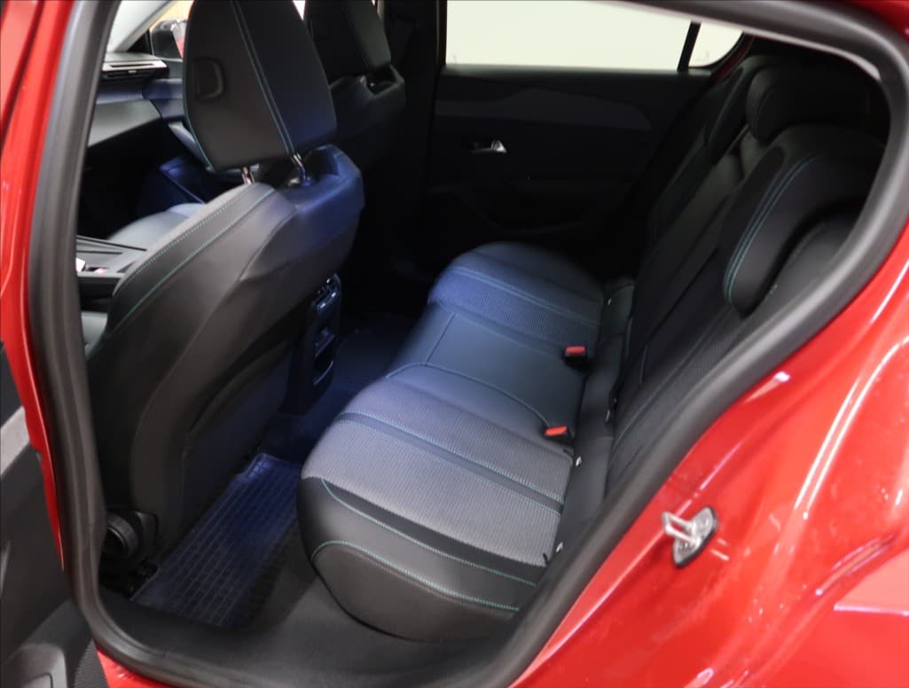 2024 Peugeot 308 - 8