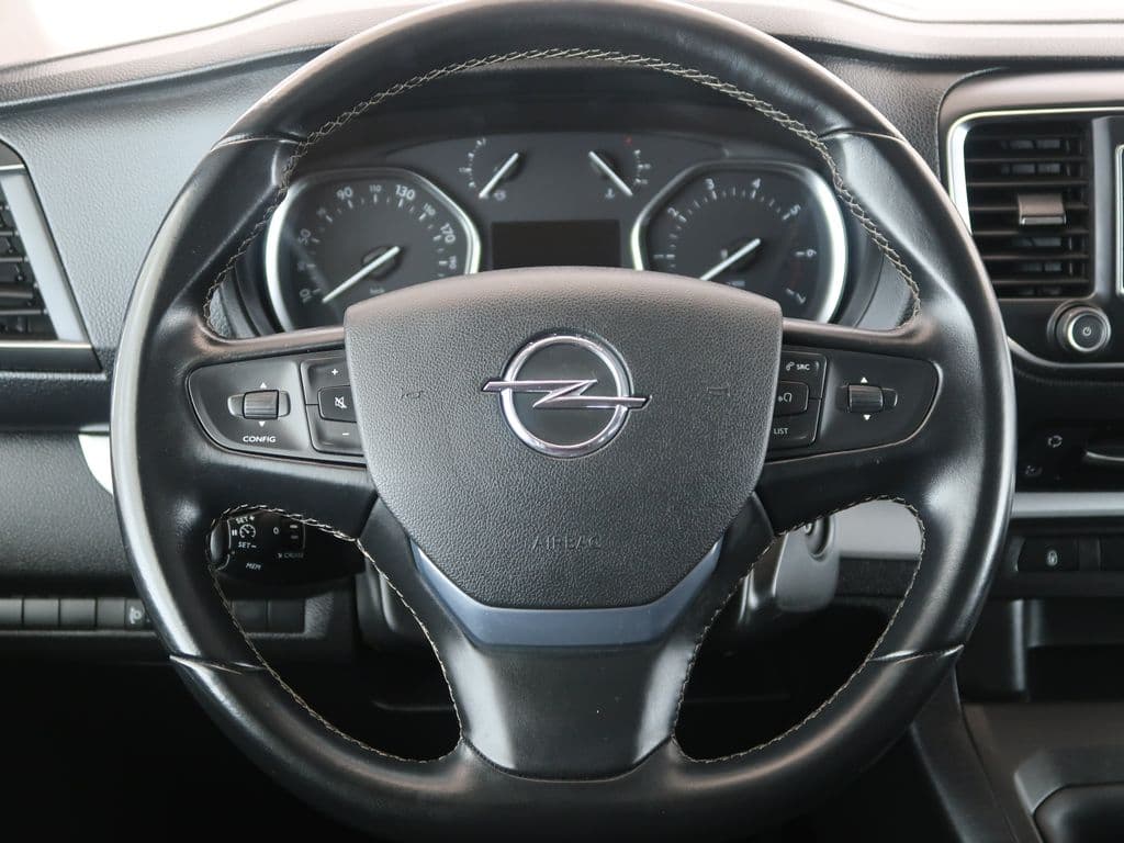 2021 Opel Zafira - 16