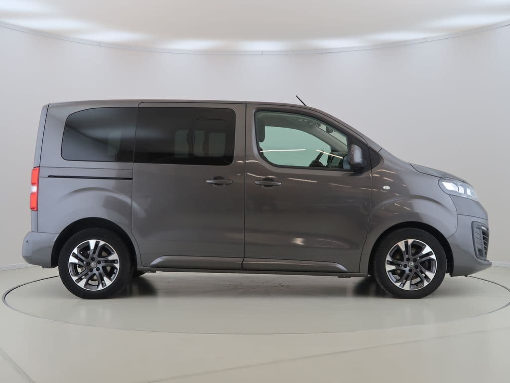 2021 Opel Zafira - 8