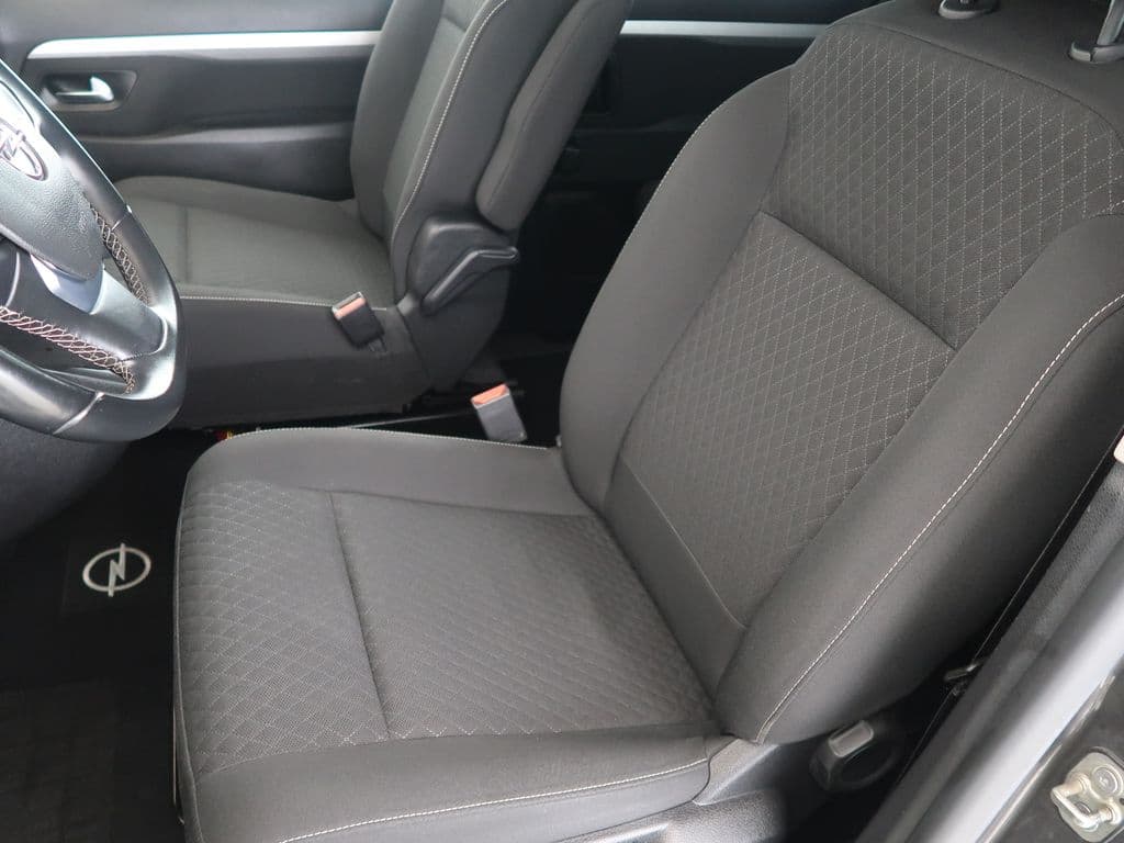 2021 Opel Zafira - 9