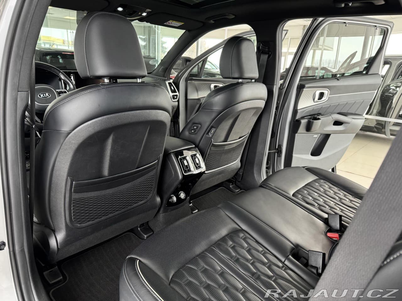 2021 Kia Sorento - 18