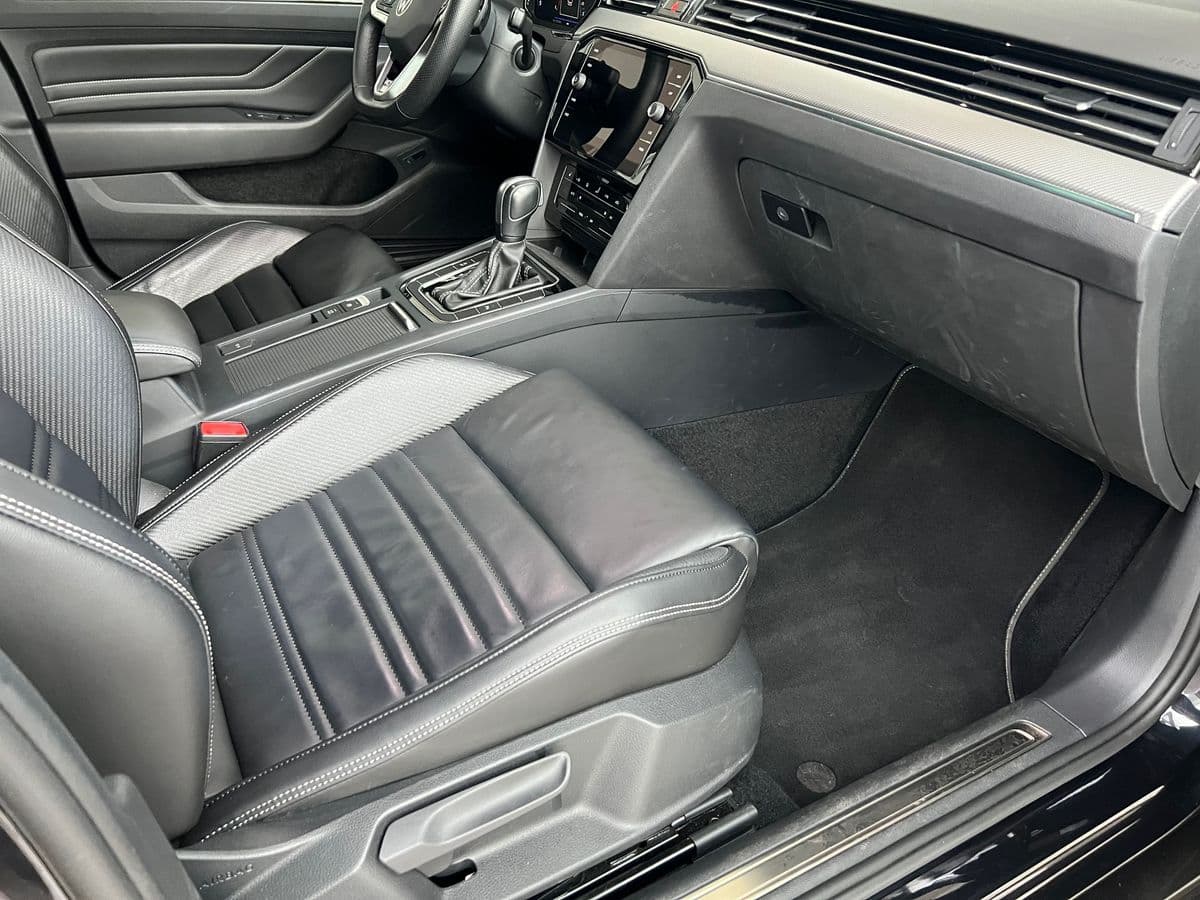 2022 Volkswagen Passat - 20