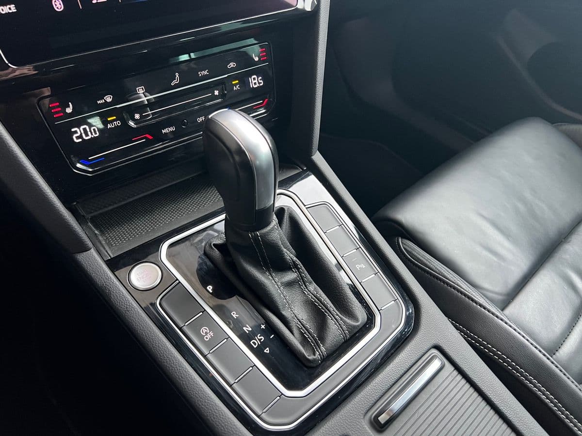 2022 Volkswagen Passat - 8