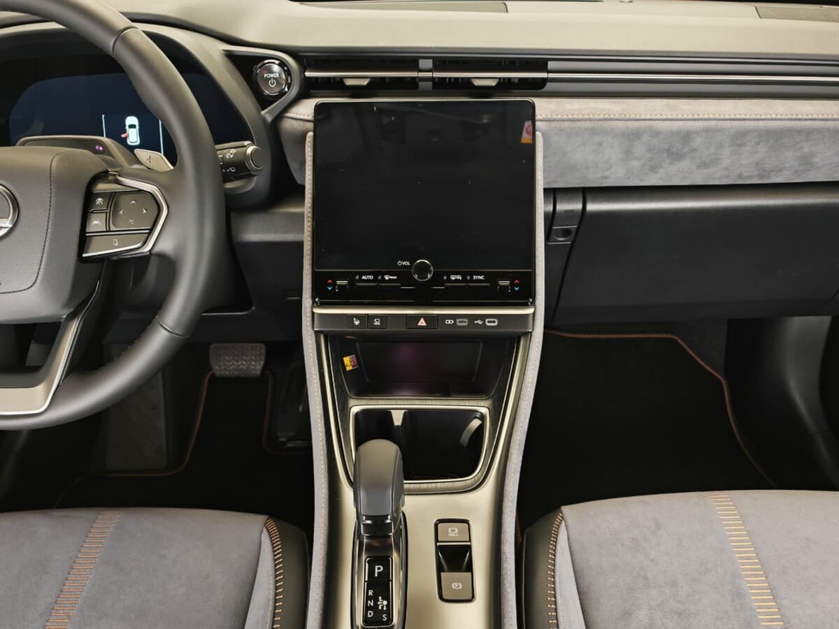 2025 Lexus Ostatní - 16