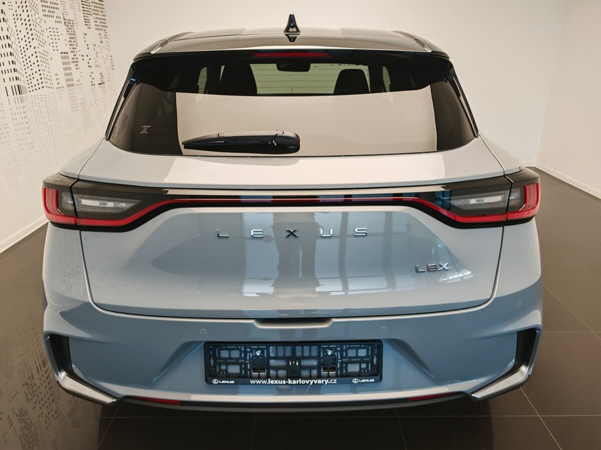 2025 Lexus Ostatní - 6