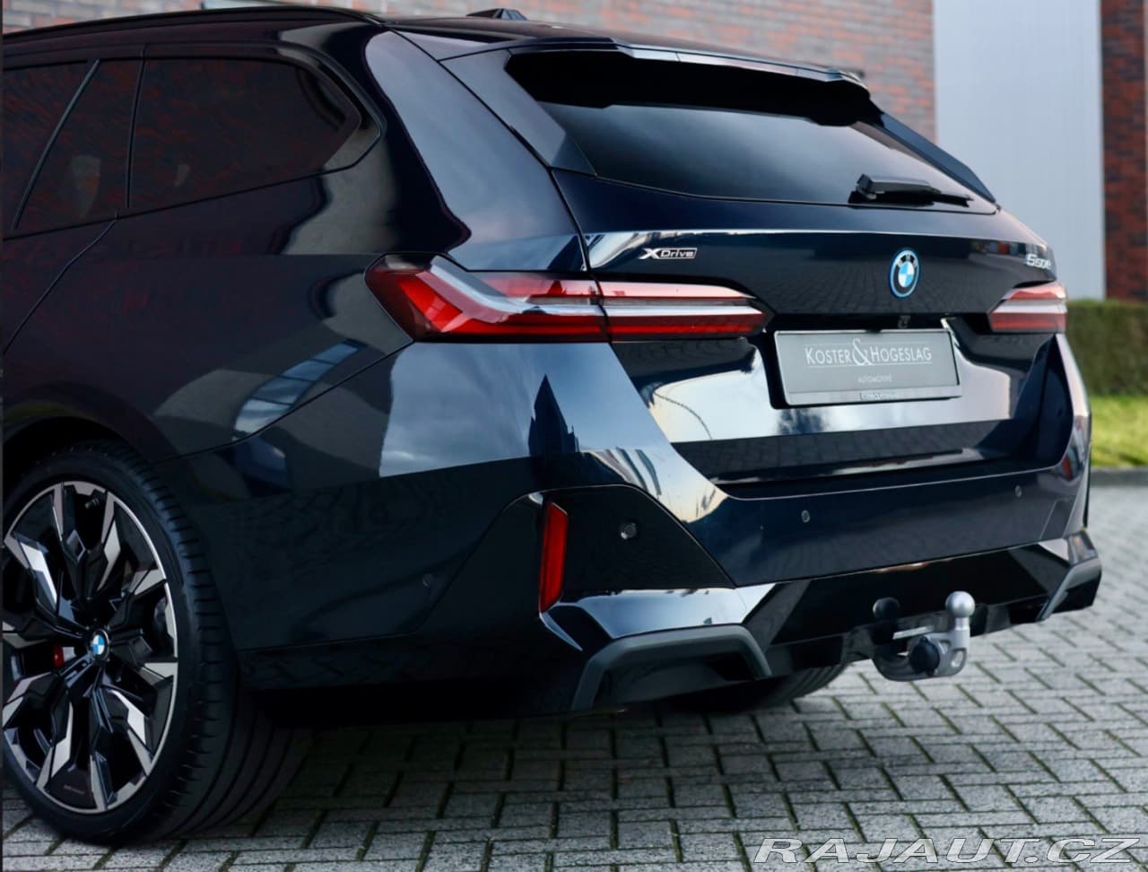 2025 BMW 5-Series - 4