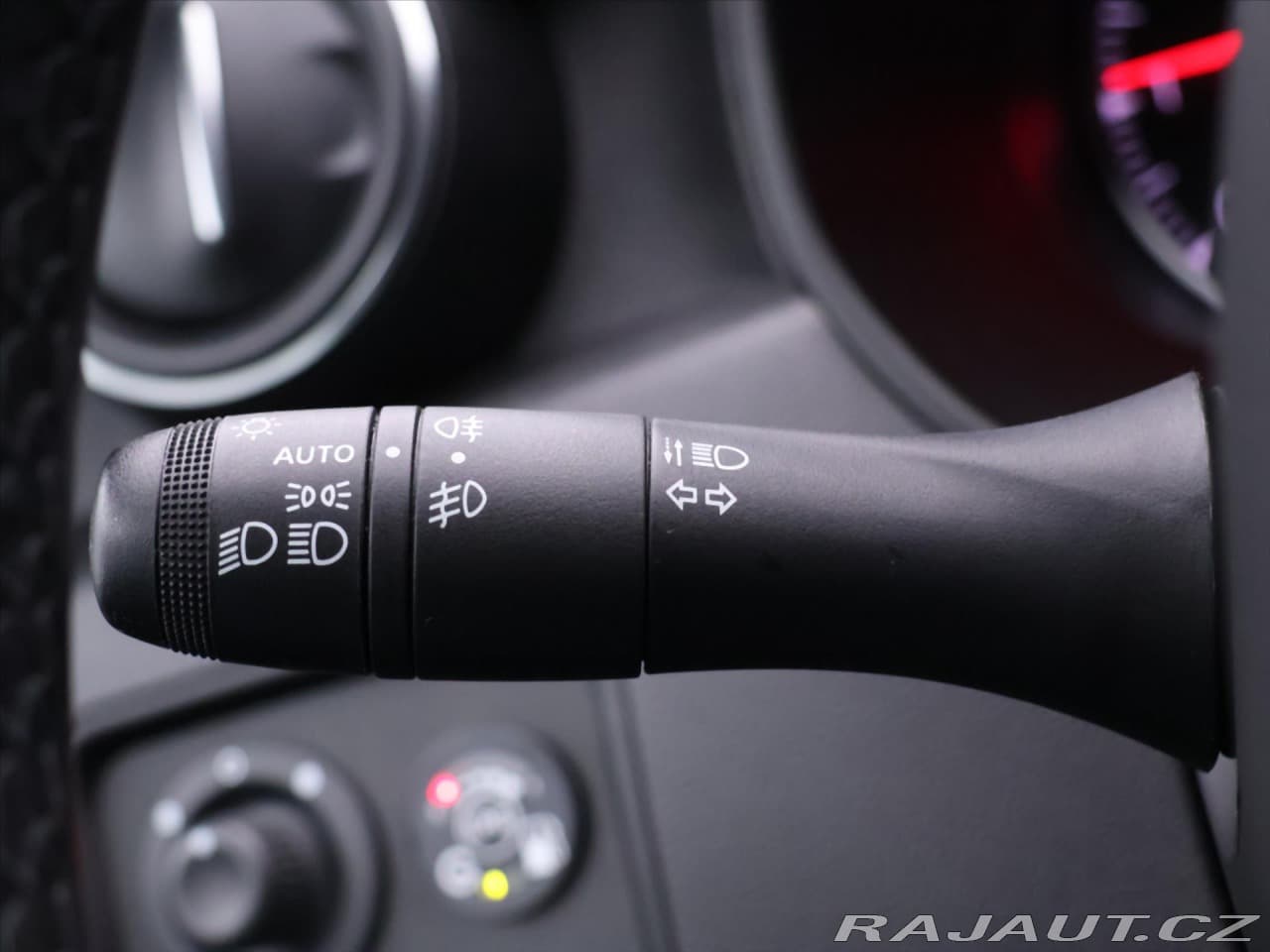 2020 Dacia Duster - 16