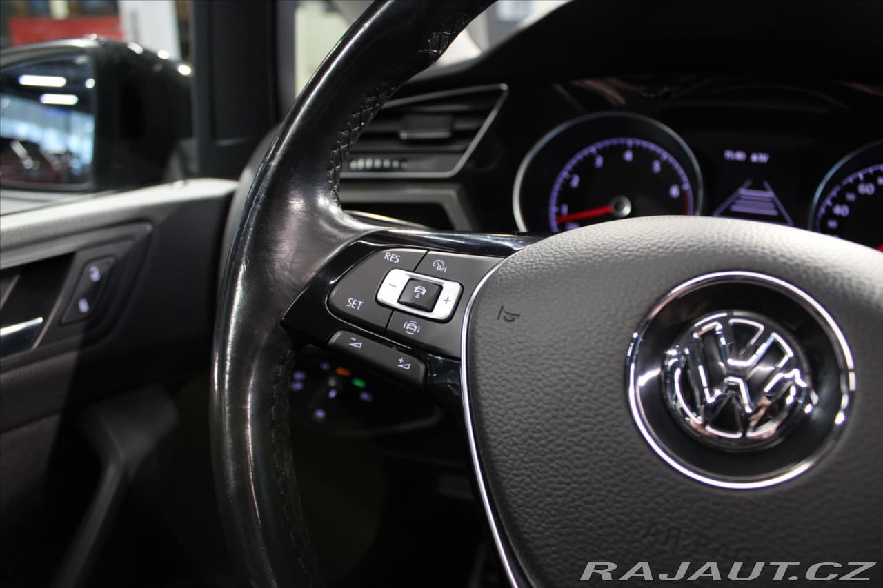 2018 Volkswagen Touran - 13