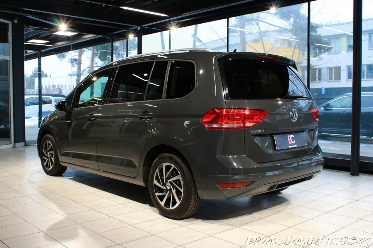 2018 Volkswagen Touran - 4