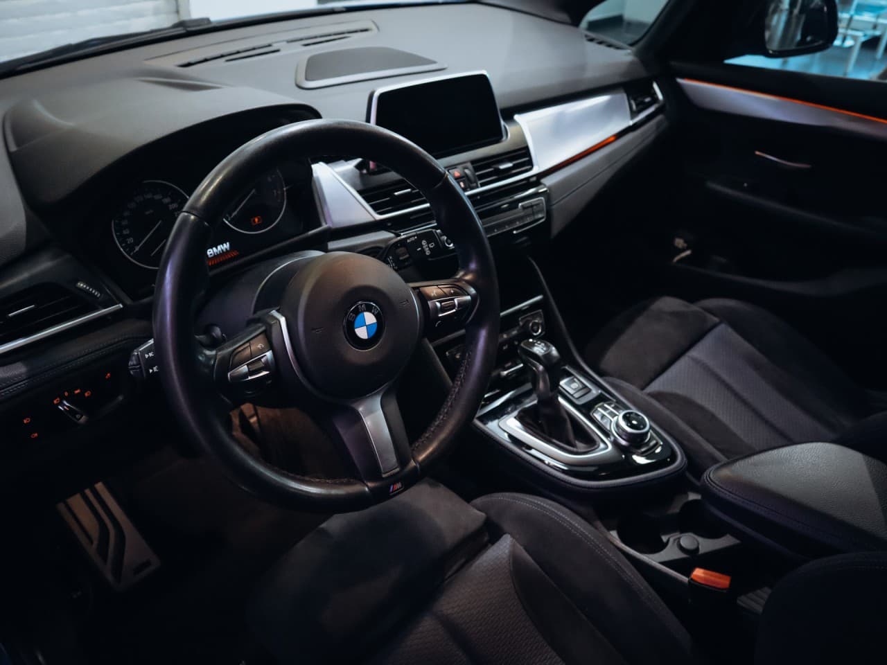 2017 BMW 2-Series - 11