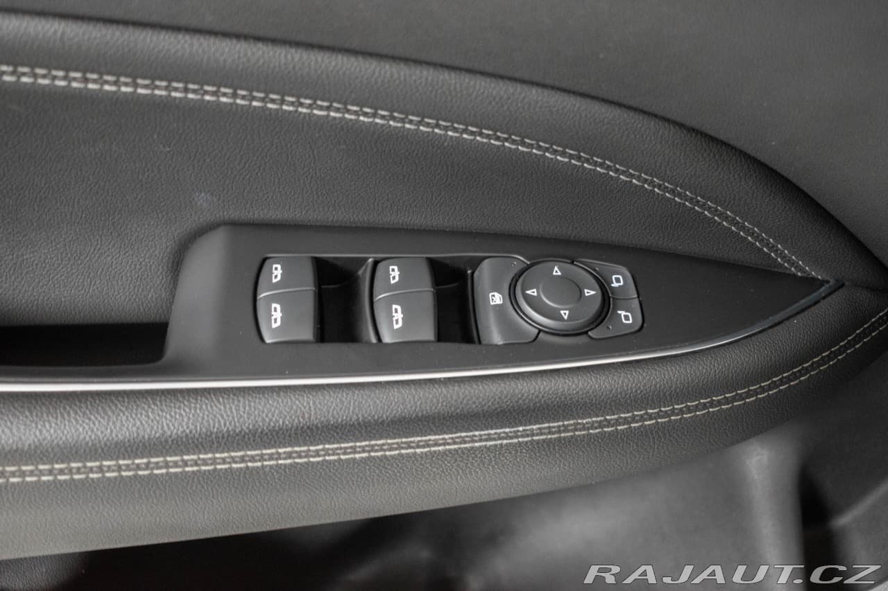 2017 Opel Insignia - 15