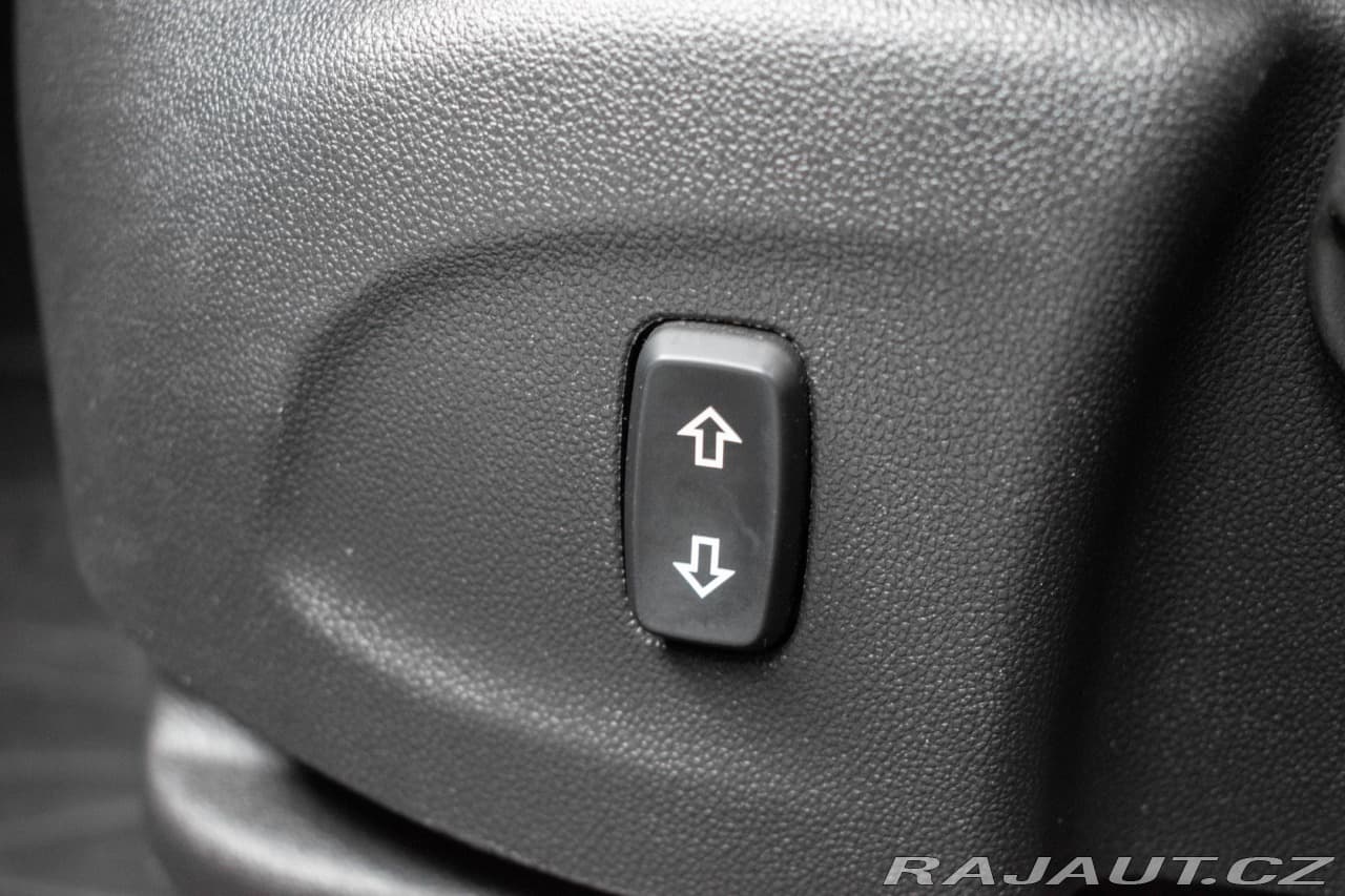 2017 Opel Insignia - 17