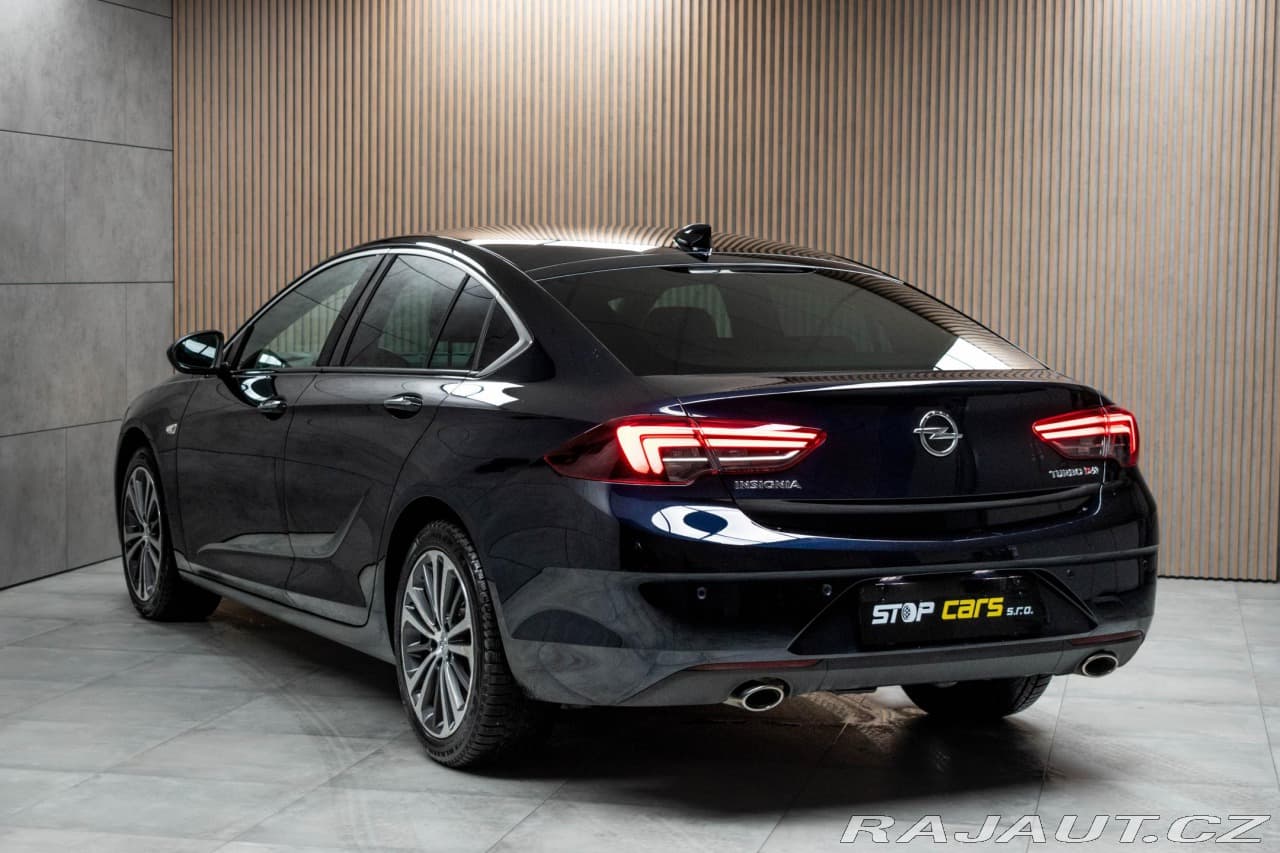 2017 Opel Insignia - 4