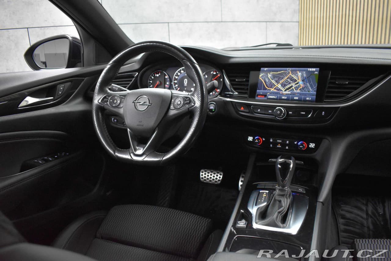 2017 Opel Insignia - 8