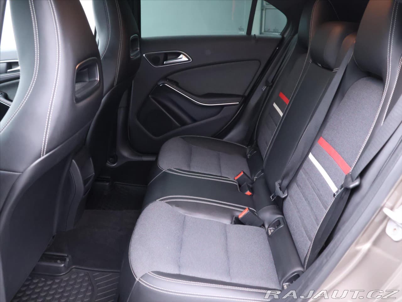 2013 Mercedes-Benz A-CLASS - 13