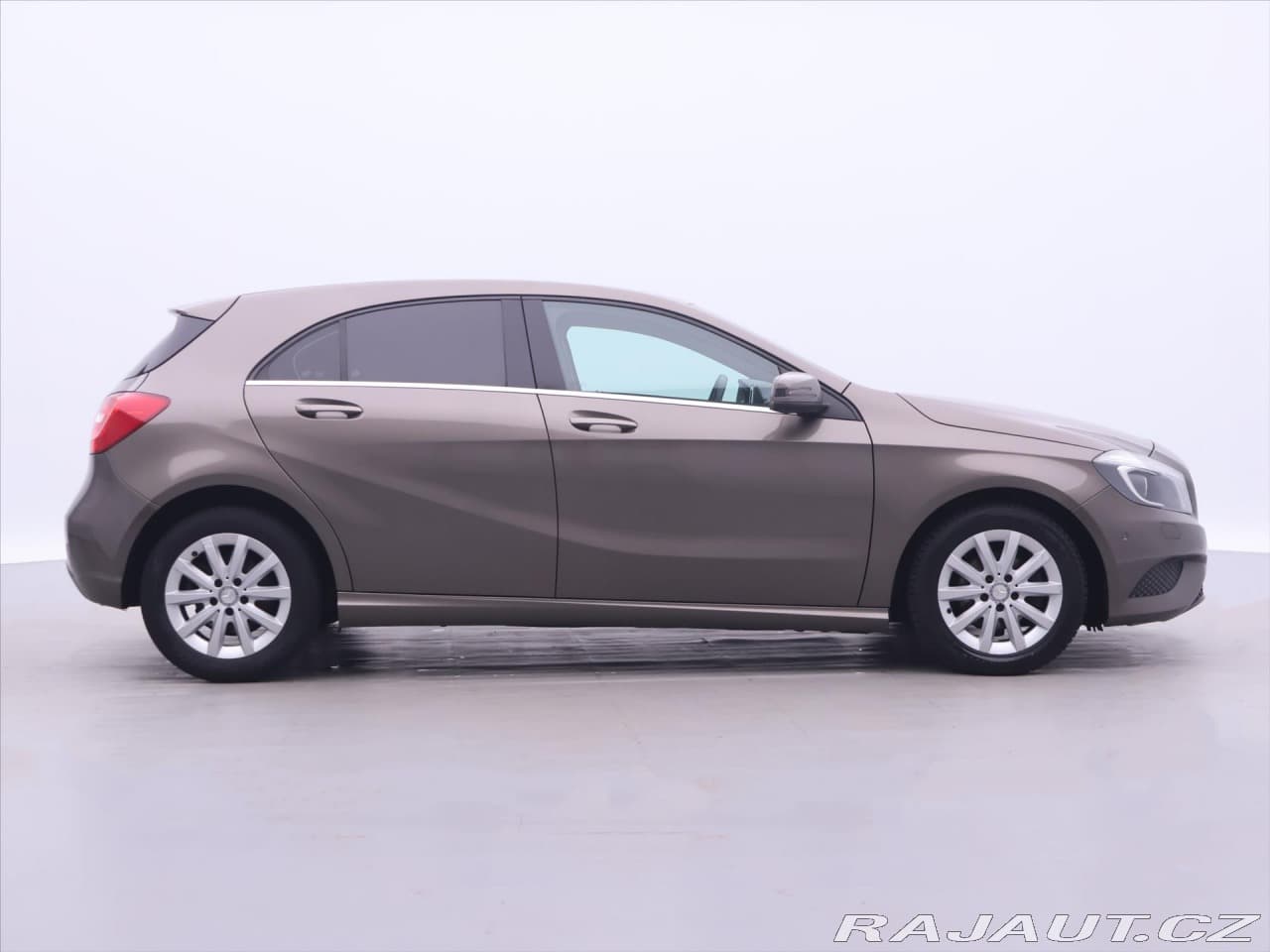 2013 Mercedes-Benz A-CLASS - 8