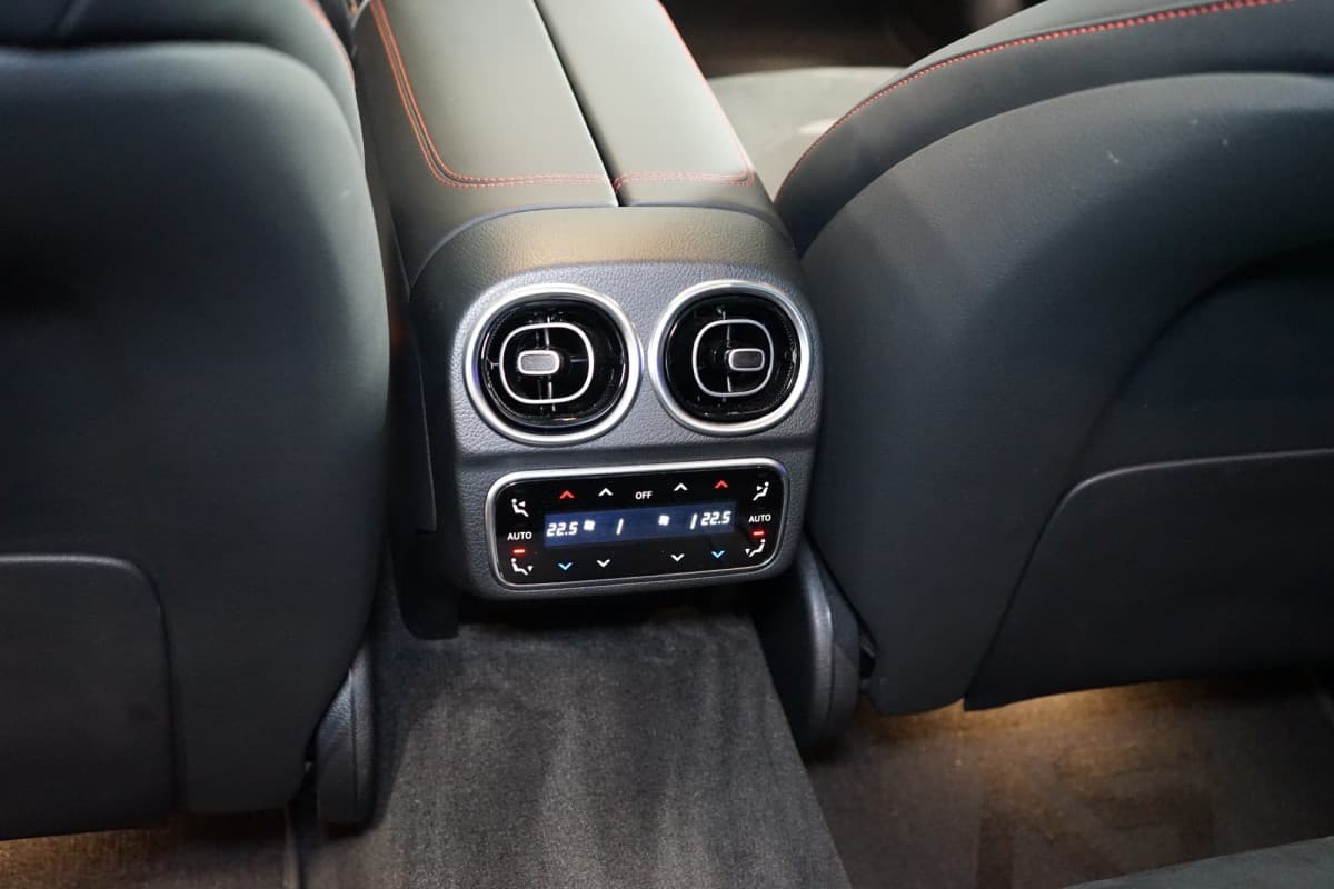 2024 Mercedes-Benz C-Class - 17