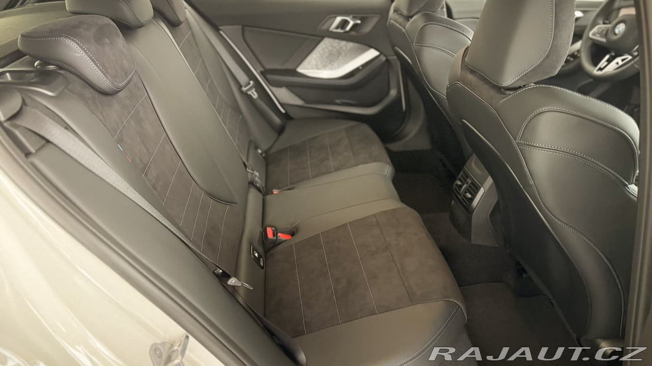 2025 BMW 1-Series - 18