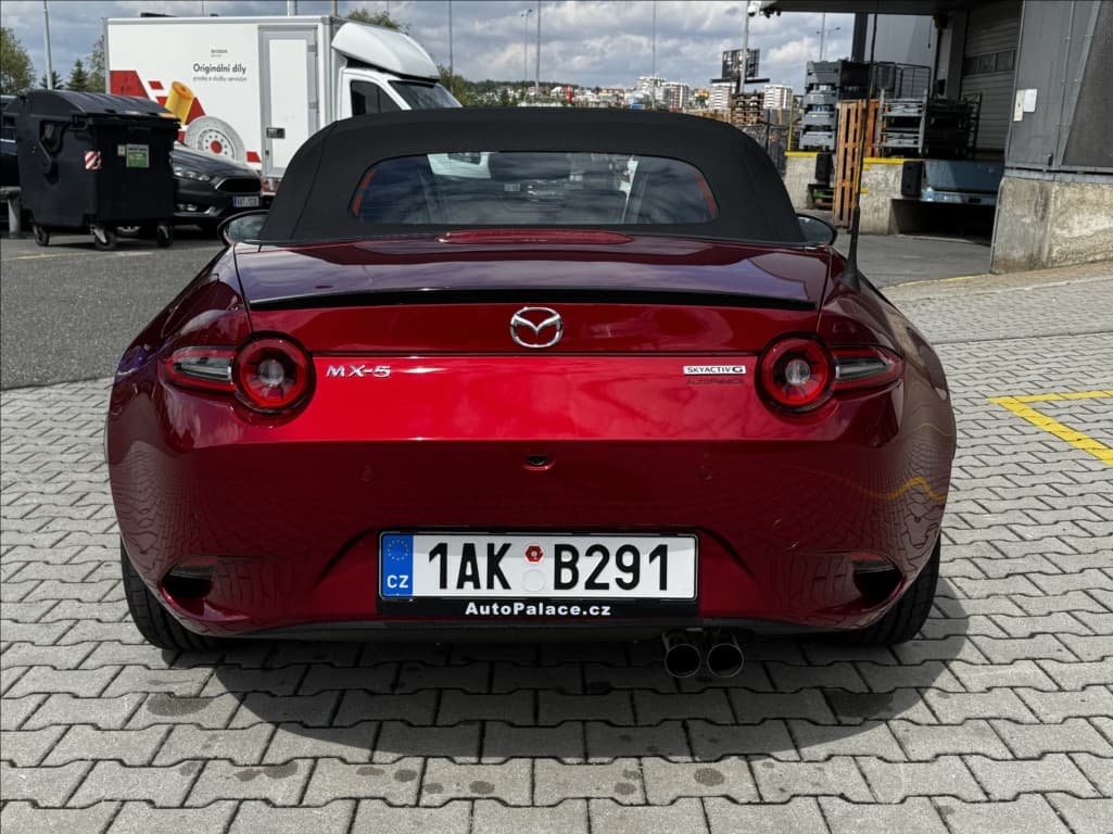 2025 Mazda Mx-5 - 4
