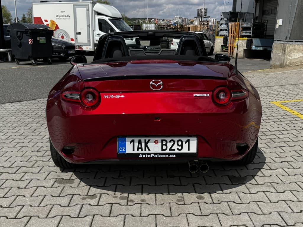 2025 Mazda Mx-5 - 9