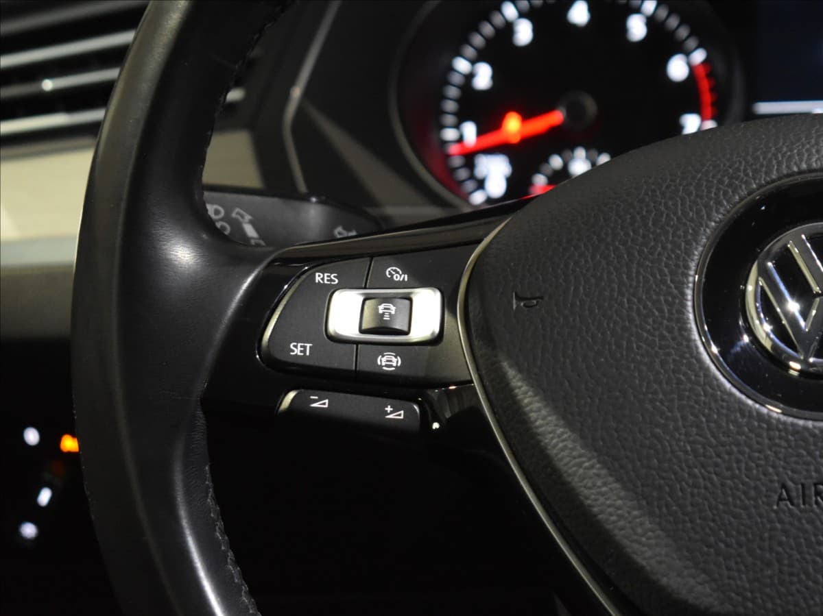 2018 Volkswagen Arteon - 14