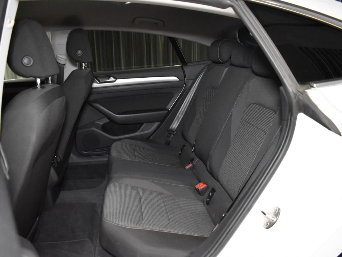 2018 Volkswagen Arteon - 9