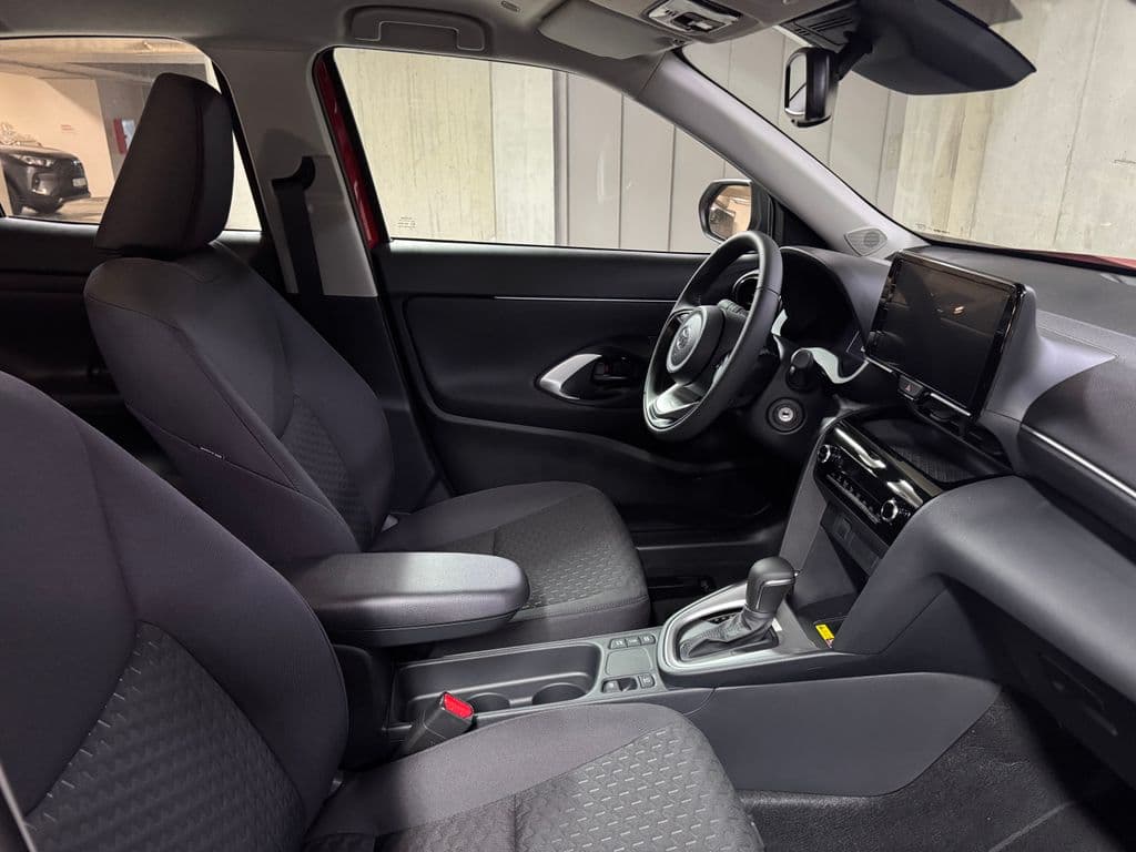 2025 Toyota Ostatní - 13