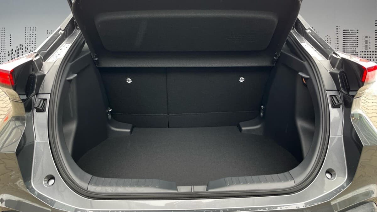 2025 Toyota C-Hr - 8