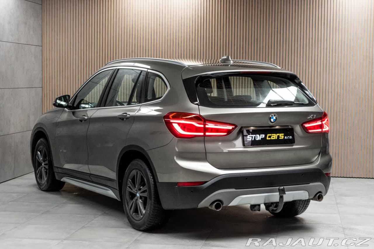 2017 BMW X1 - 6
