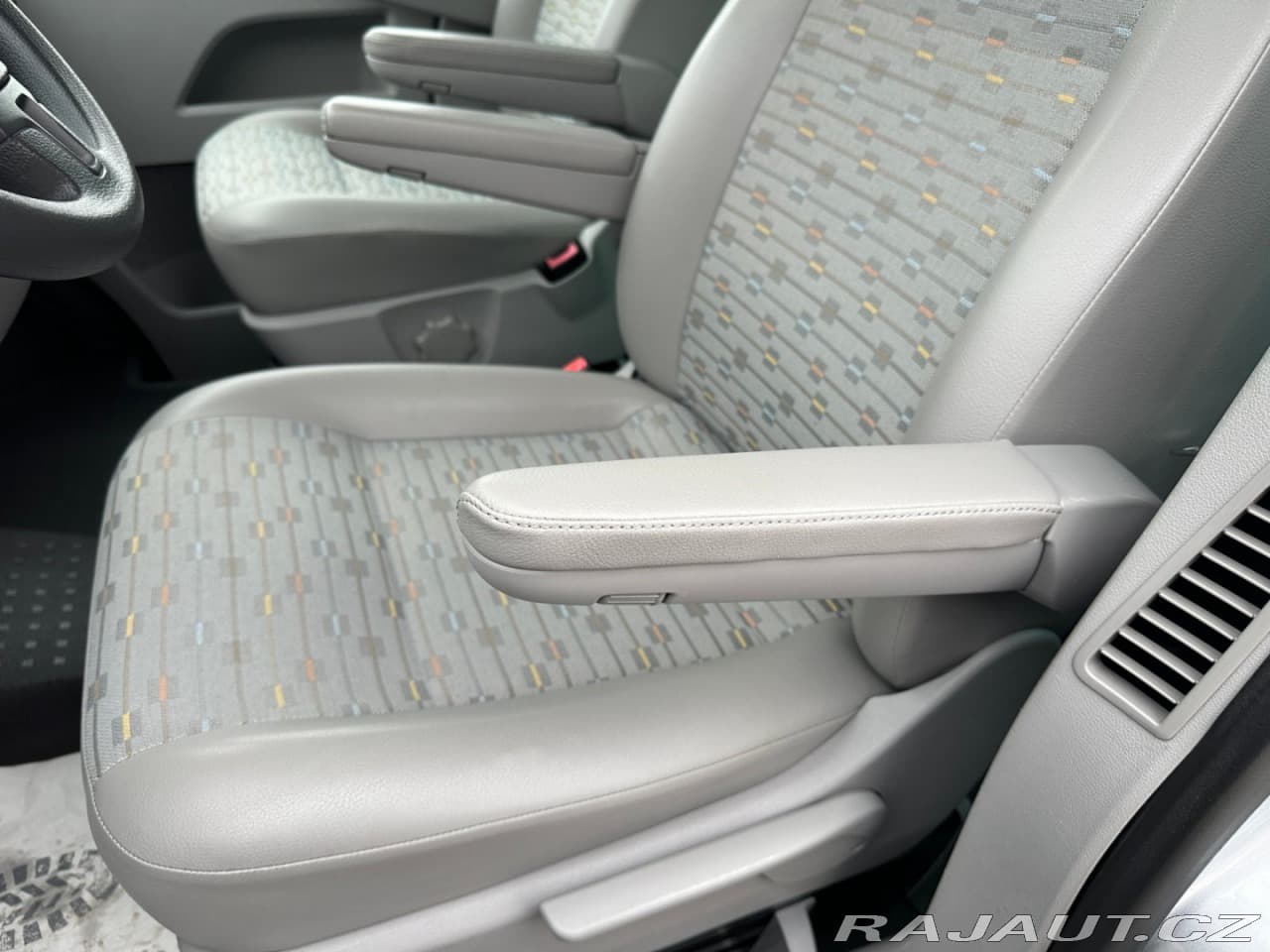 2002 Volkswagen Transporter - 12